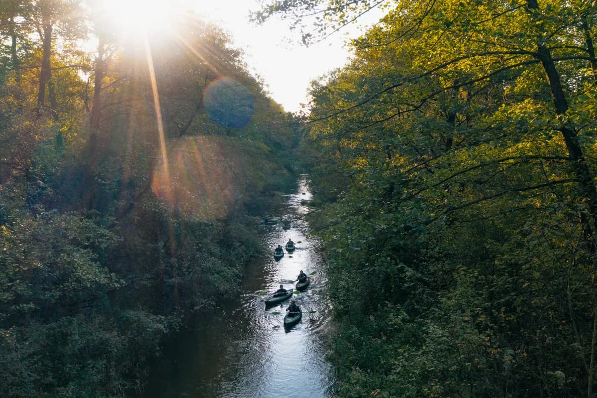 Duży spływ rzeką Brynicą